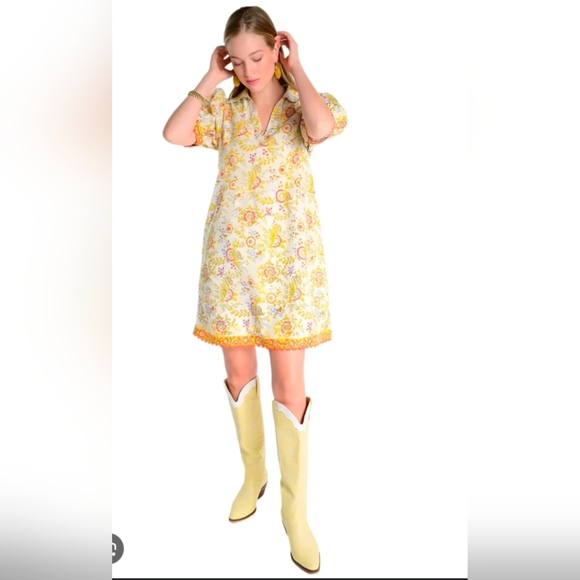 Riley & James Floral Dress with Short Sleeves - Picture 7 of 7